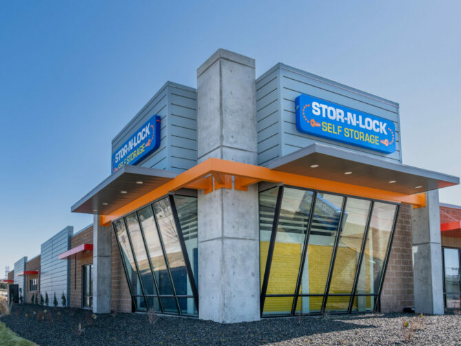 Stor-N-Lock storage office exterior